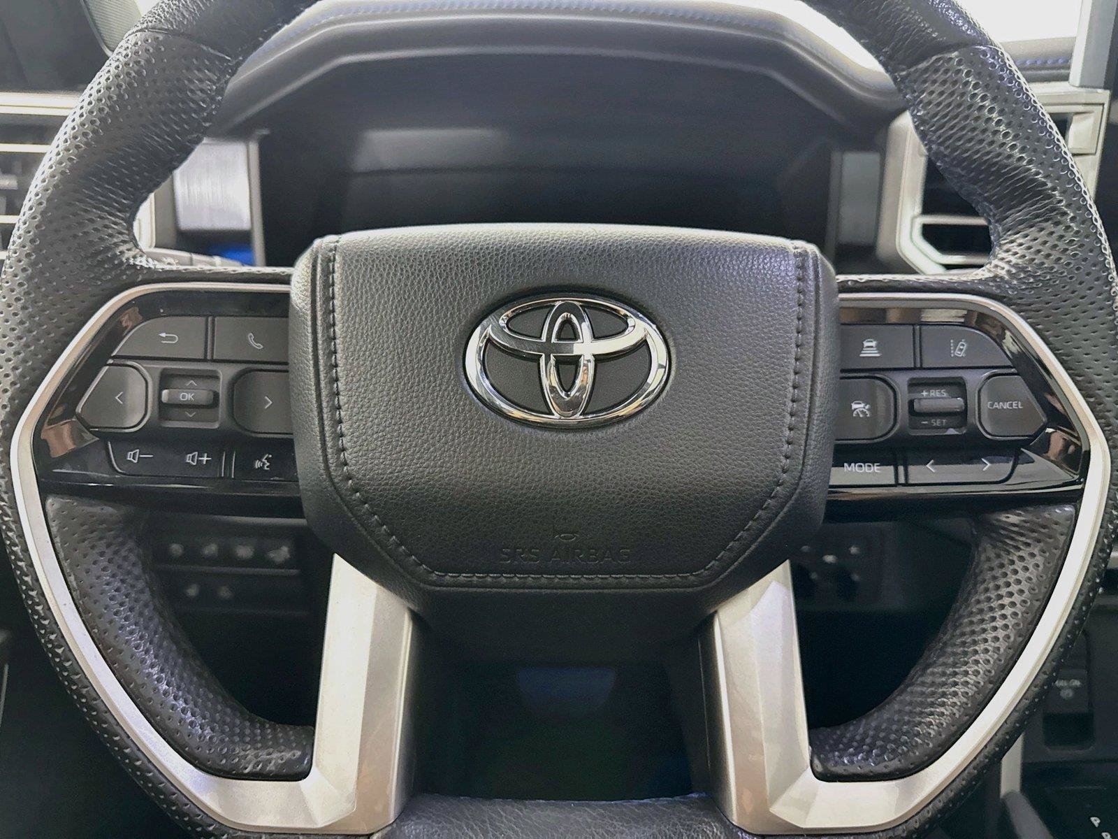 Used 2024 Toyota Tundra Platinum AWD/4WD image 17