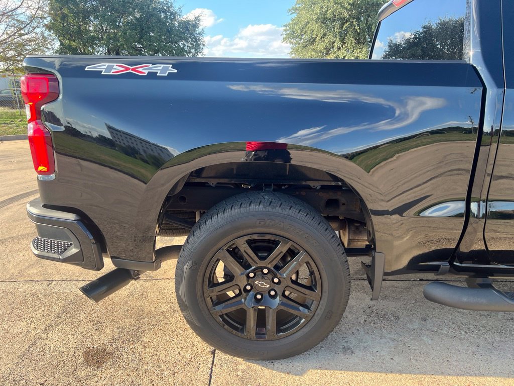 Used 2022 Chevrolet Silverado 1500 Custom w/ Rally Edition AWD/4WD image 17