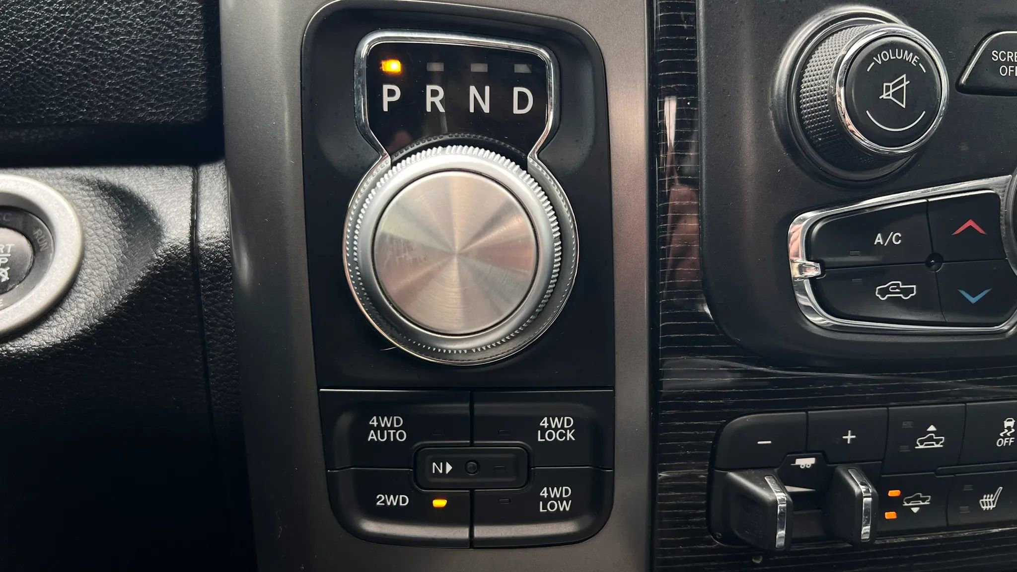 Used 2016 RAM 1500 Limited AWD/4WD image 38