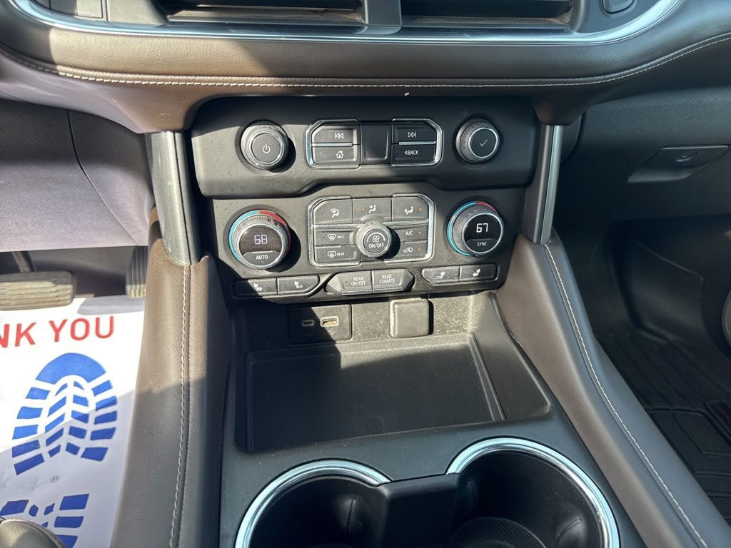 Certified 2022 Chevrolet Suburban LT w/ LT Signature Package image 26