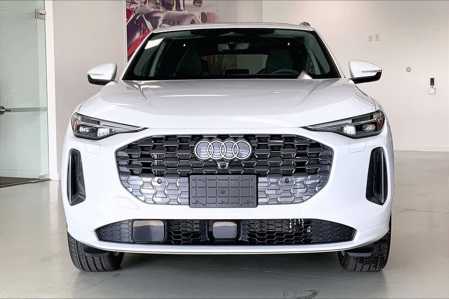 New 2025 Audi Q5 Premium Plus image 6