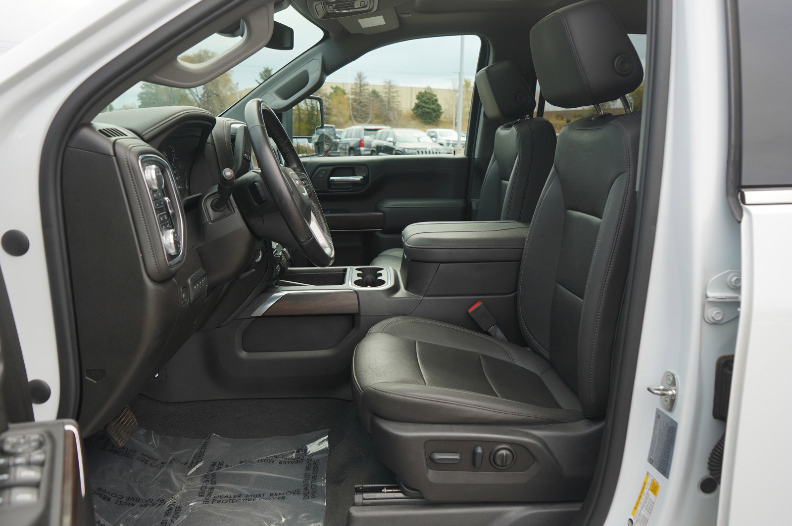 Used 2023 GMC Sierra 3500 SLT w/ SLT Premium Package image 16