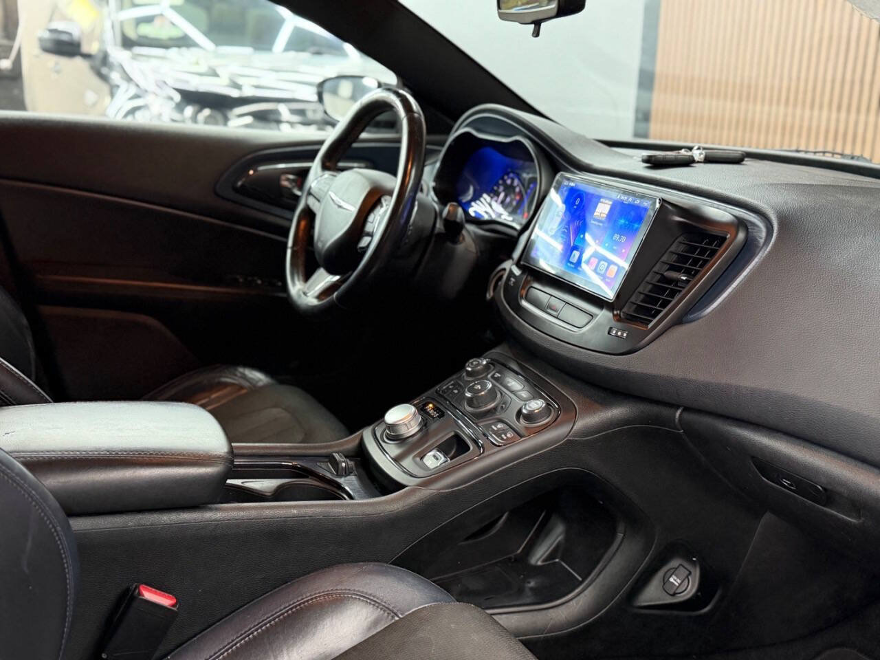 Used 2015 Chrysler 200 S FWD image 14