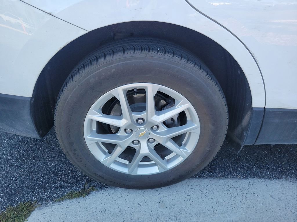 Used 2024 Chevrolet Equinox LT AWD/4WD image 12