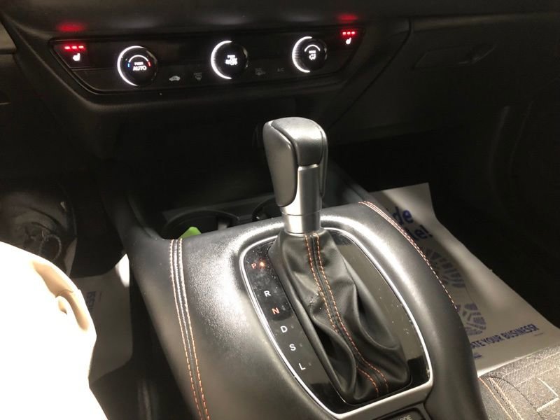 Used 2025 Honda HR-V Sport image 27