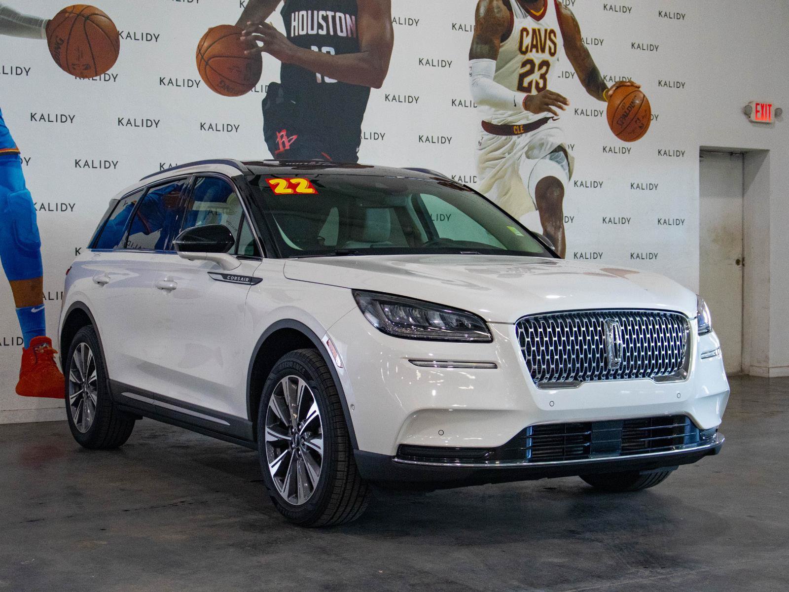 Used 2022 Lincoln Corsair Reserve w/ Equipment Group 201A AWD/4WD image 20