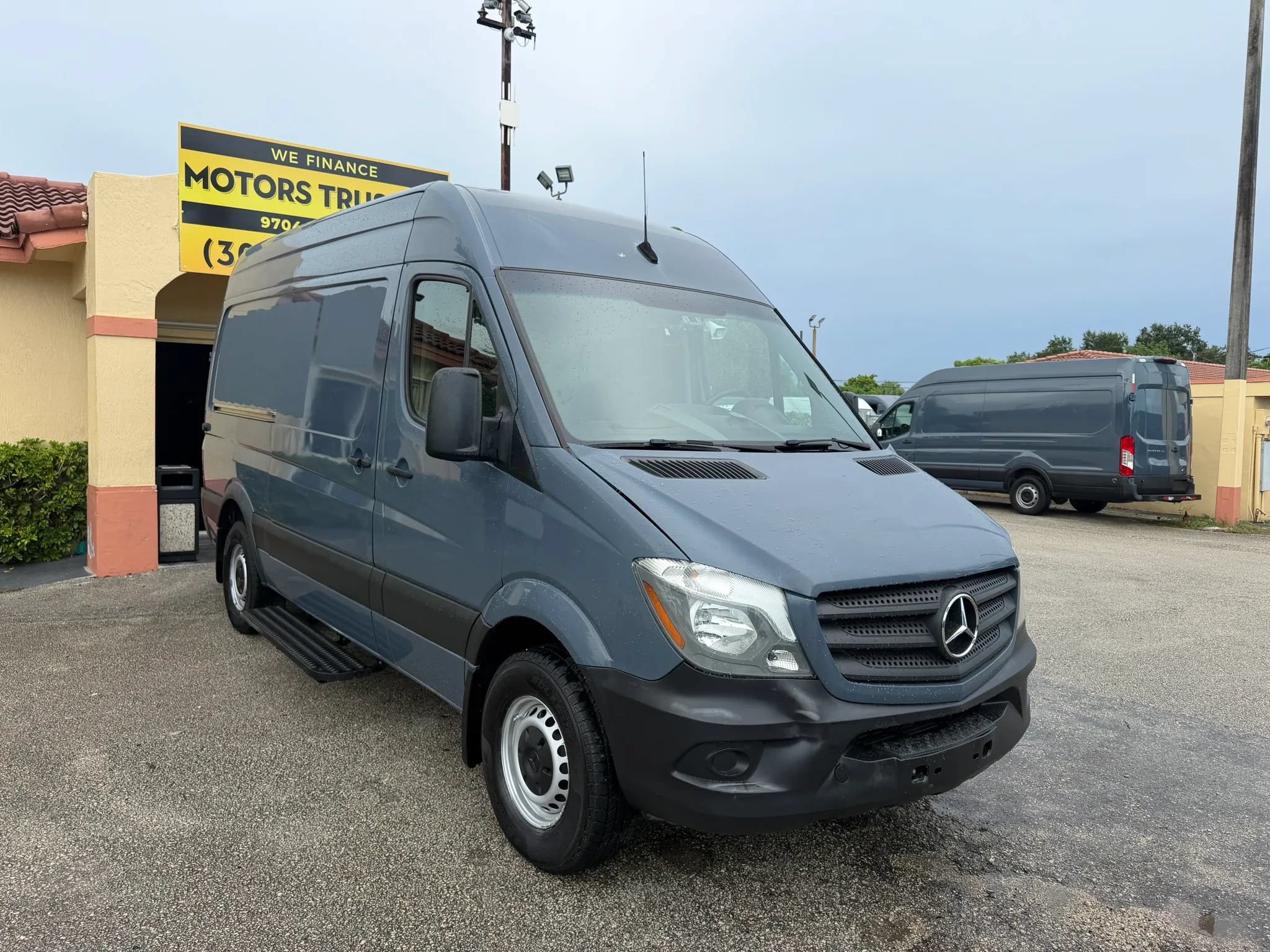 Used 2018 Mercedes-Benz Sprinter 2500 image 8