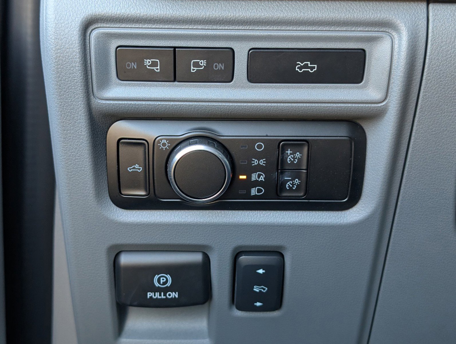 New 2024 Ford F150 Lightning XLT w/ Max Trailer Tow Package AWD/4WD image 21