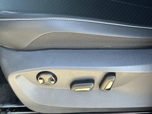 Used 2024 Volkswagen Tiguan SE R-Line image 21