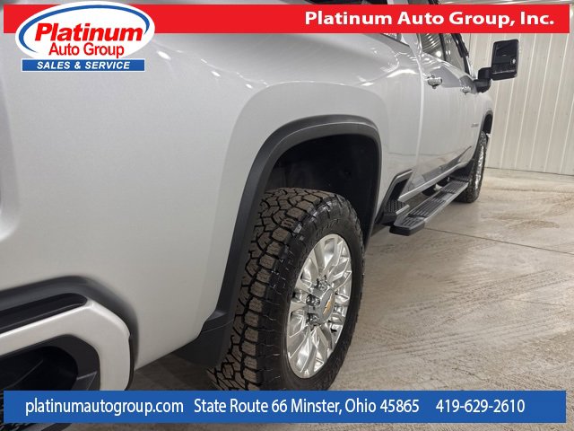 Used 2022 Chevrolet Silverado 2500 High Country w/ Technology Package image 45