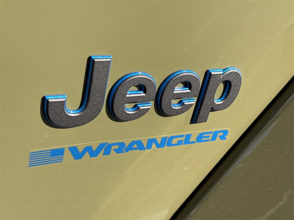 New 2025 Jeep Wrangler Unlimited Sahara image 8