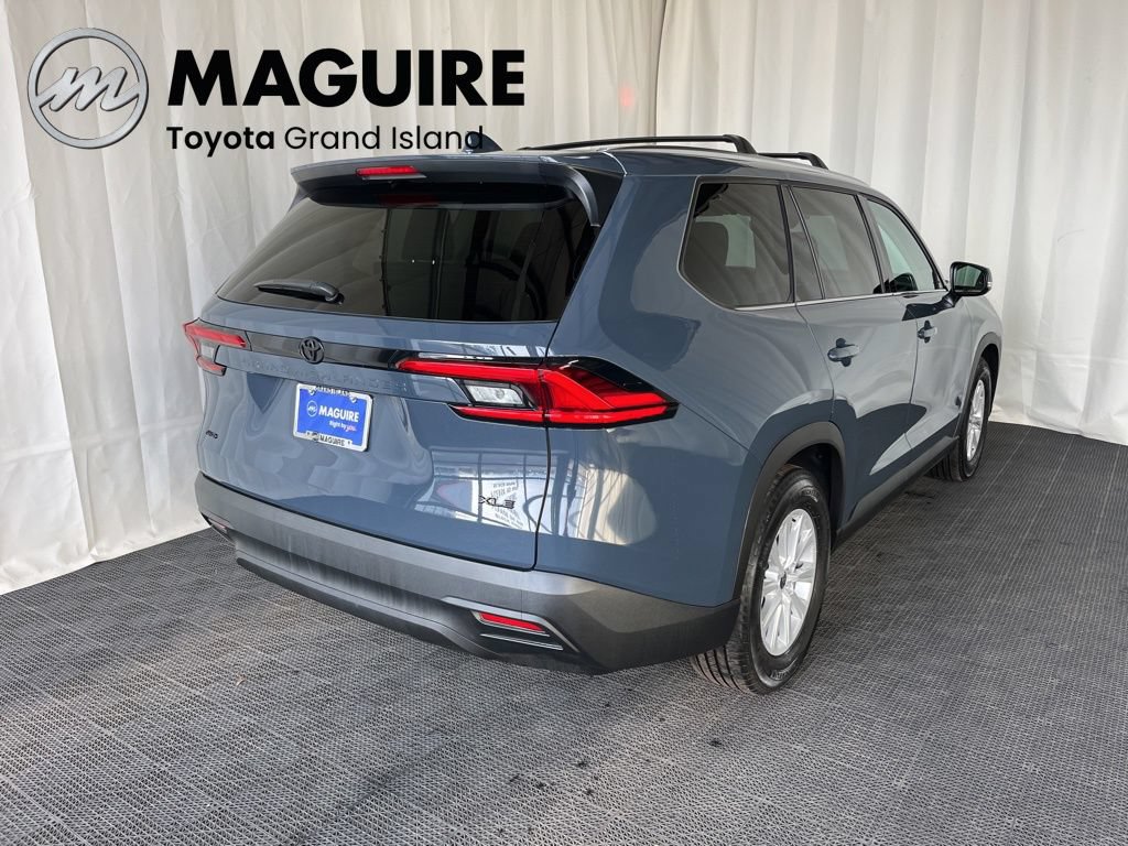Used 2024 Toyota Grand Highlander AWD image 31