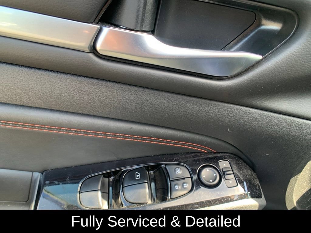 Used 2023 Nissan Altima 2.5 SR AWD/4WD image 12