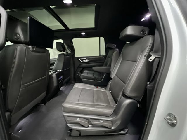 Certified 2022 Chevrolet Suburban LT w/ LT Signature Package AWD/4WD image 27