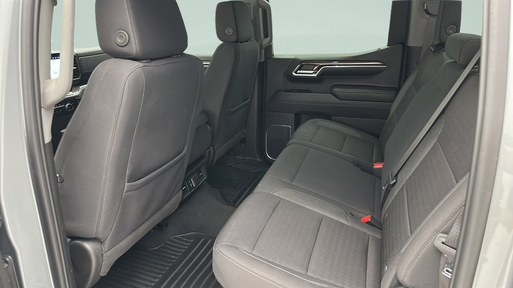 Used 2024 Chevrolet Silverado 1500 LT AWD/4WD image 11