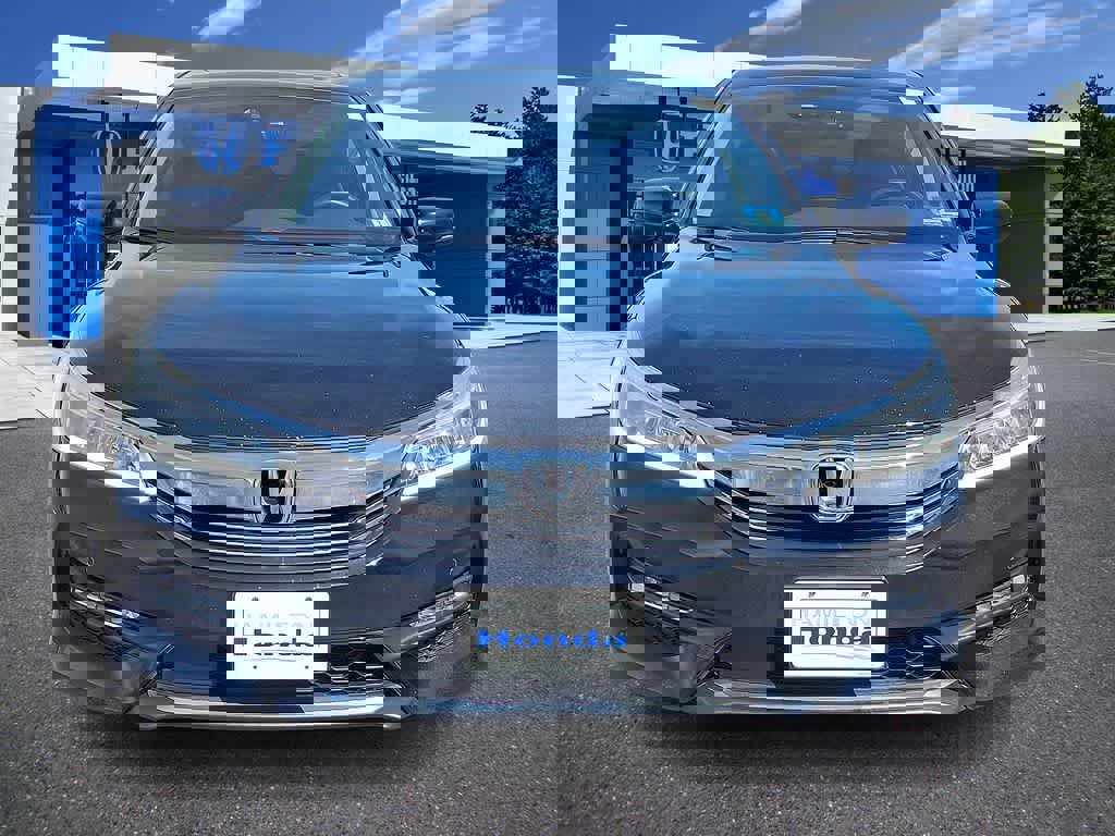 Used 2016 Honda Accord Touring image 28