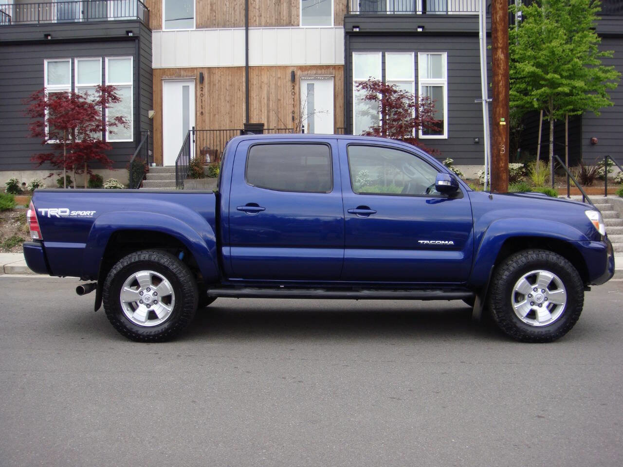 Used 2015 Toyota Tacoma 4x4 Double Cab w/ TRD Sport Package image 13