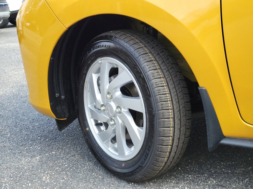 New 2024 Mitsubishi Mirage LE image 27