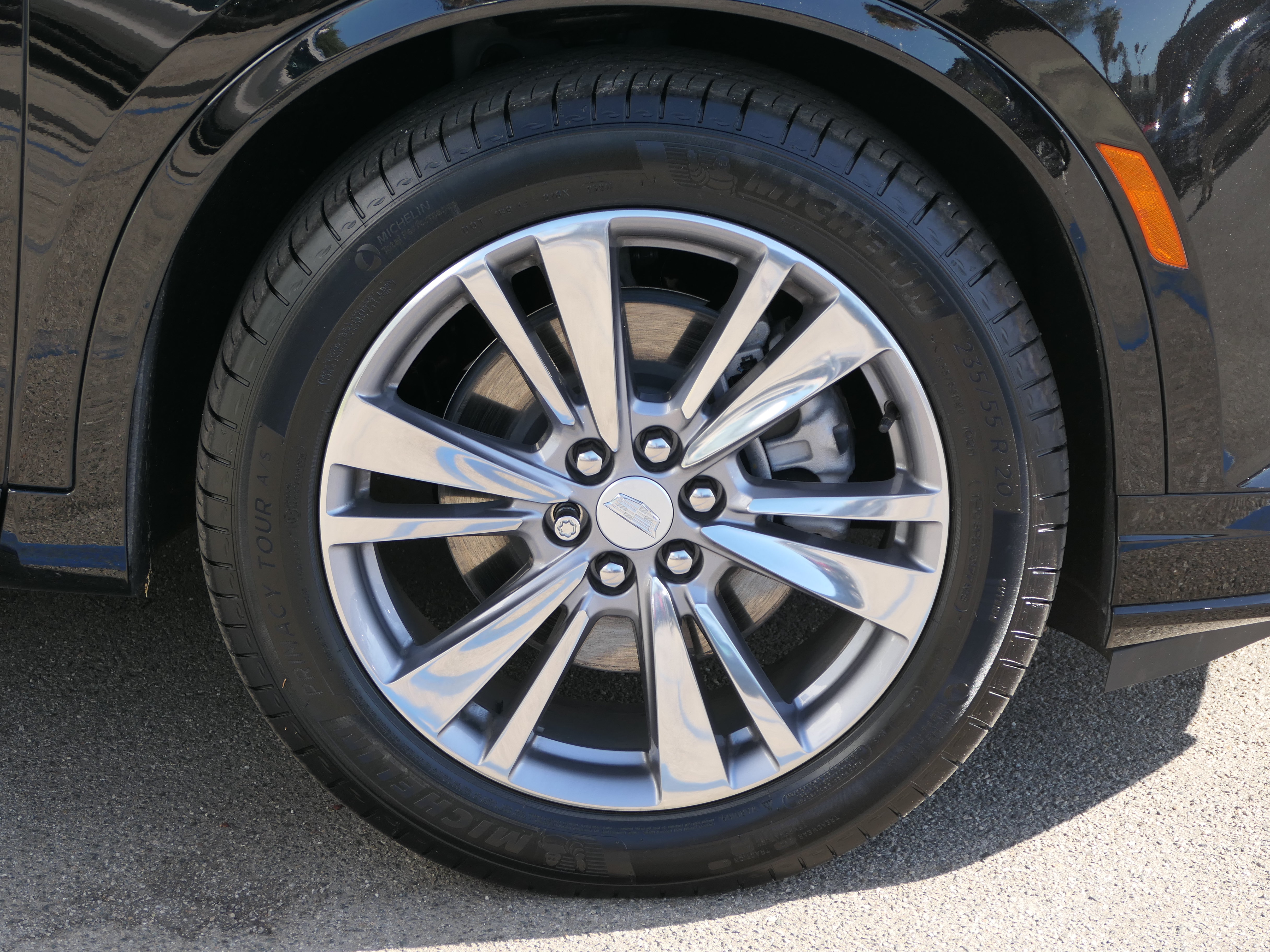 New 2025 Cadillac XT6 Premium Luxury FWD image 11