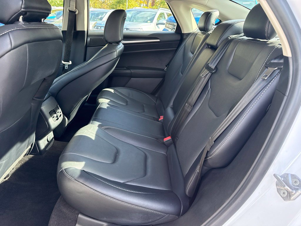 Used 2020 Ford Fusion Titanium AWD/4WD image 12
