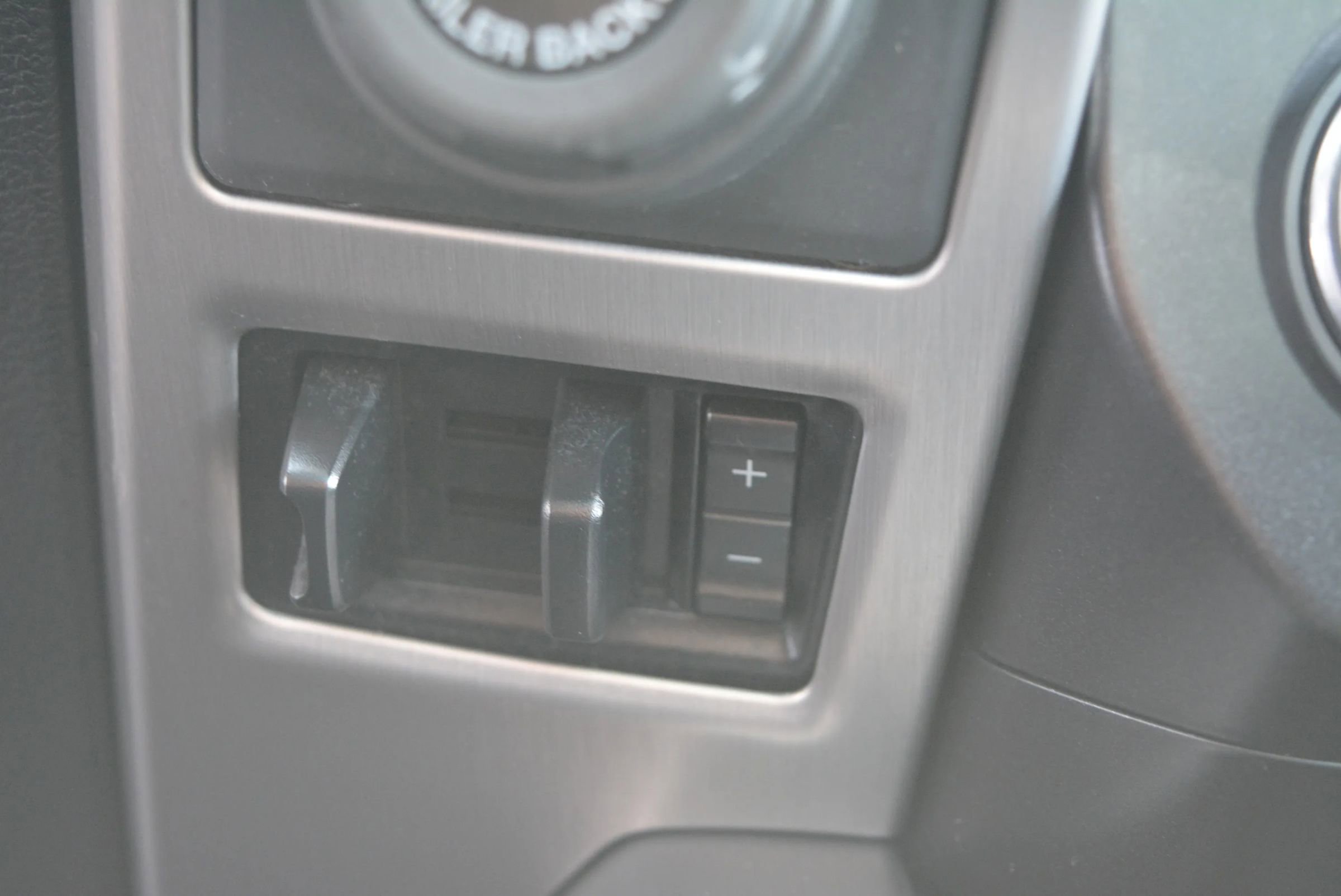 Used 2017 Ford F150 Platinum w/ Technology Package image 33