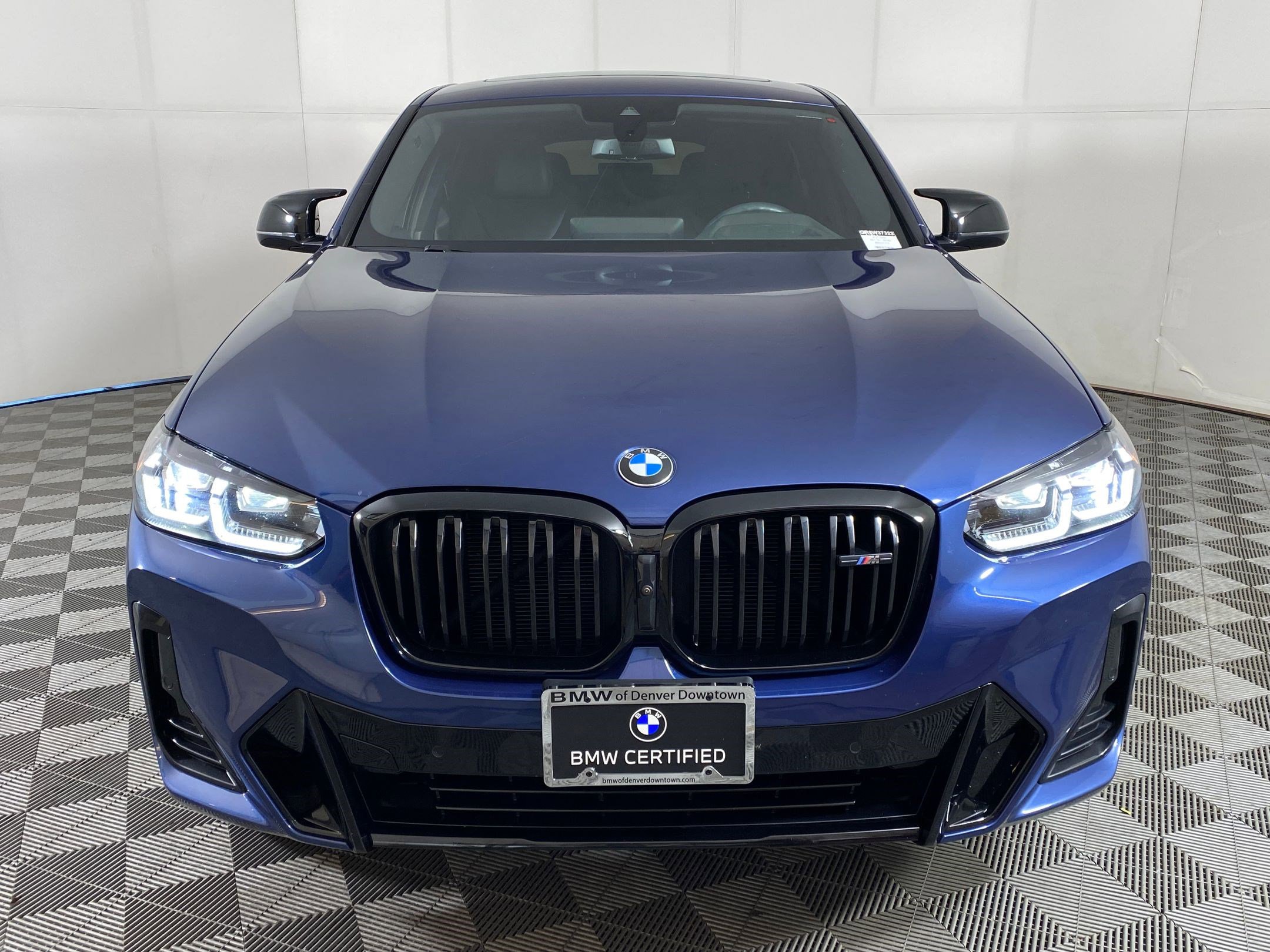 Certified 2024 BMW X4 M40i w/ Premium Package image 5