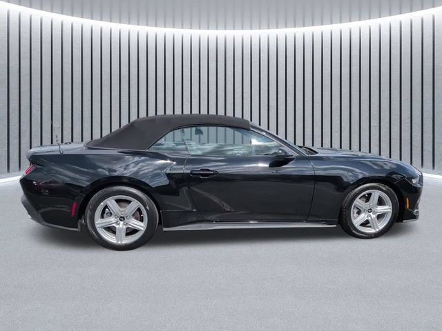 Used 2026 Ford Mustang Premium RWD image 3