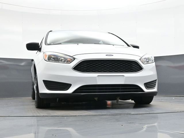 Used 2015 Ford Focus S image 37