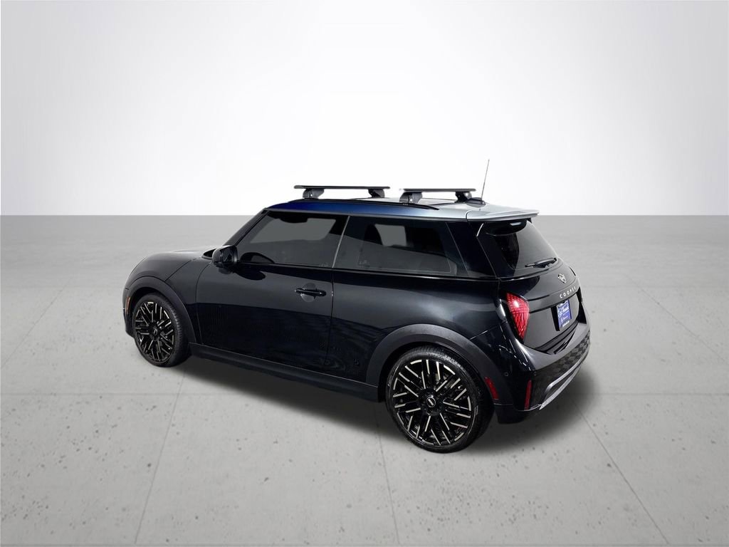 Used 2025 MINI Cooper S image 8