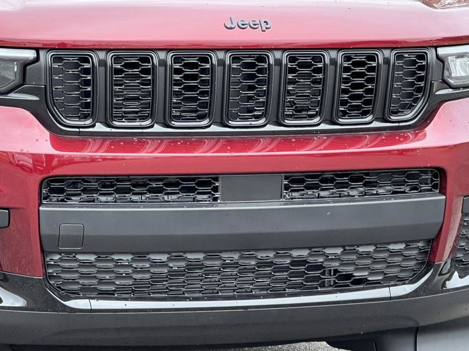 Used 2025 Jeep Grand Cherokee L Altitude AWD/4WD image 37