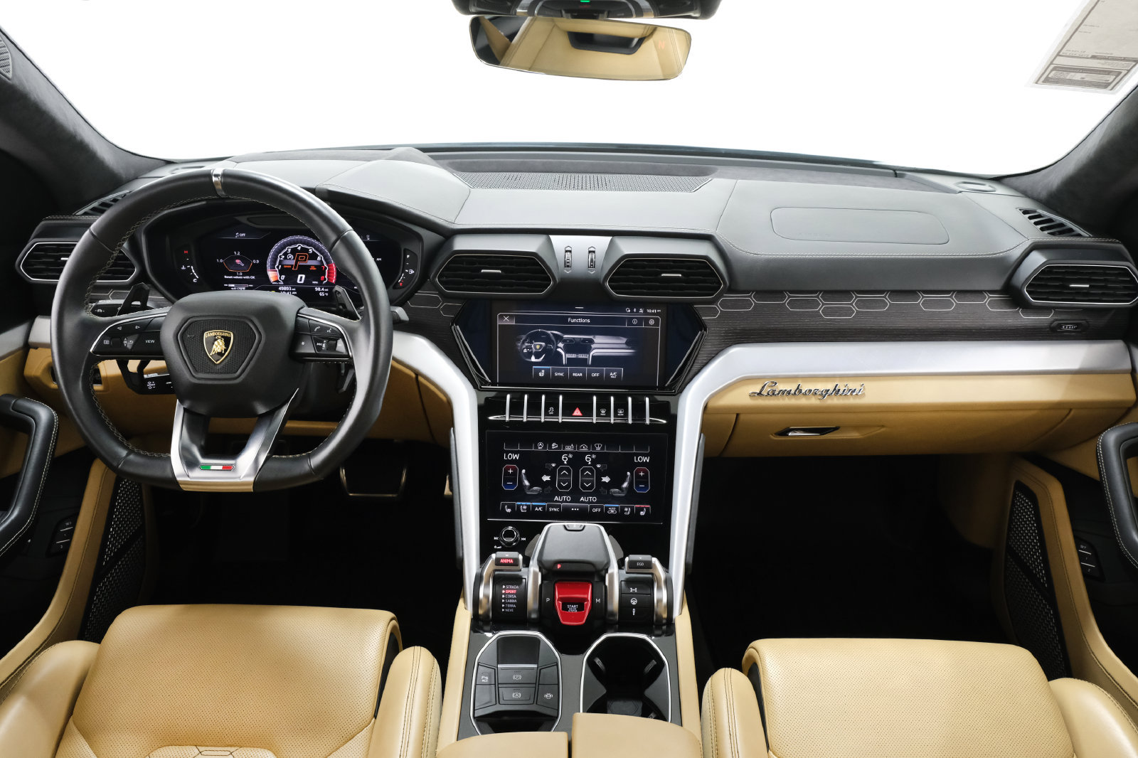 Used 2020 Lamborghini Urus AWD/4WD image 11