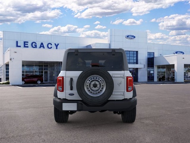 New 2026 Ford Bronco 4-Door AWD/4WD image 5