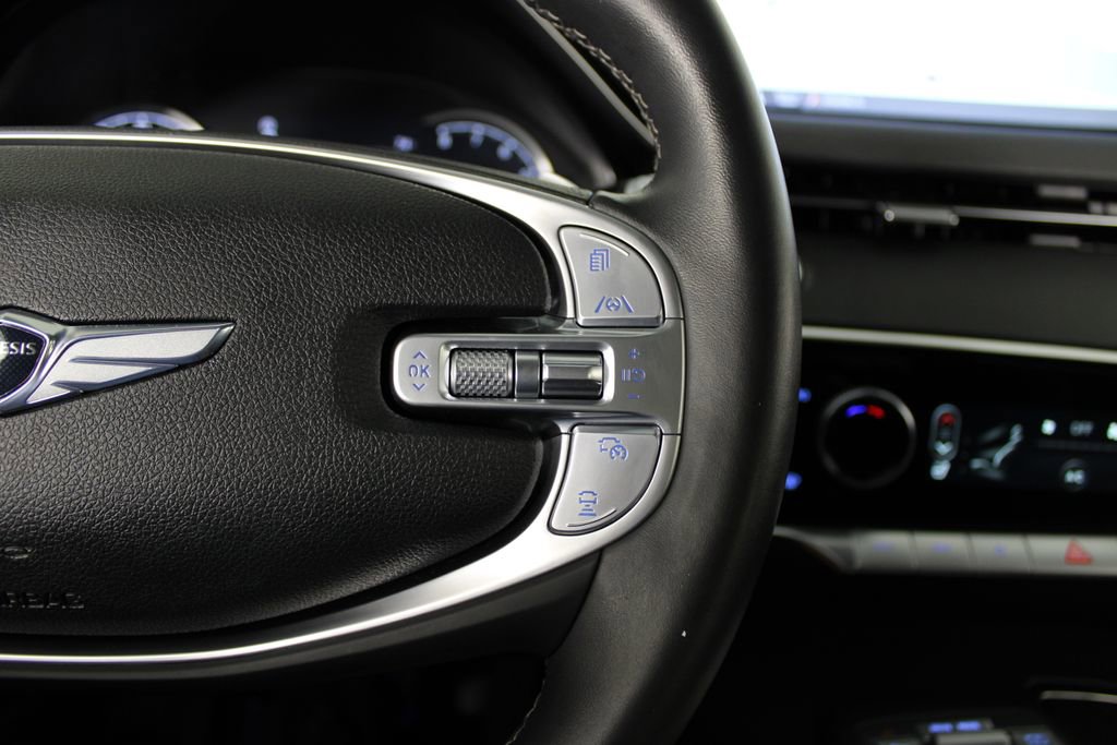 Used 2025 Genesis GV70 2.5T image 17