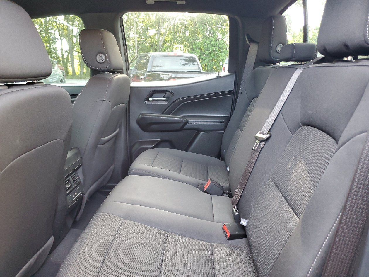 Used 2024 GMC Canyon Elevation w/ Convenience Package RWD image 10