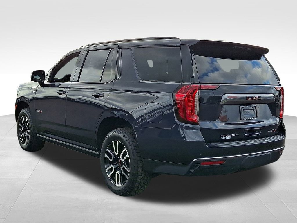 Used 2023 GMC Yukon AT4 w/ AT4 Premium Package image 4