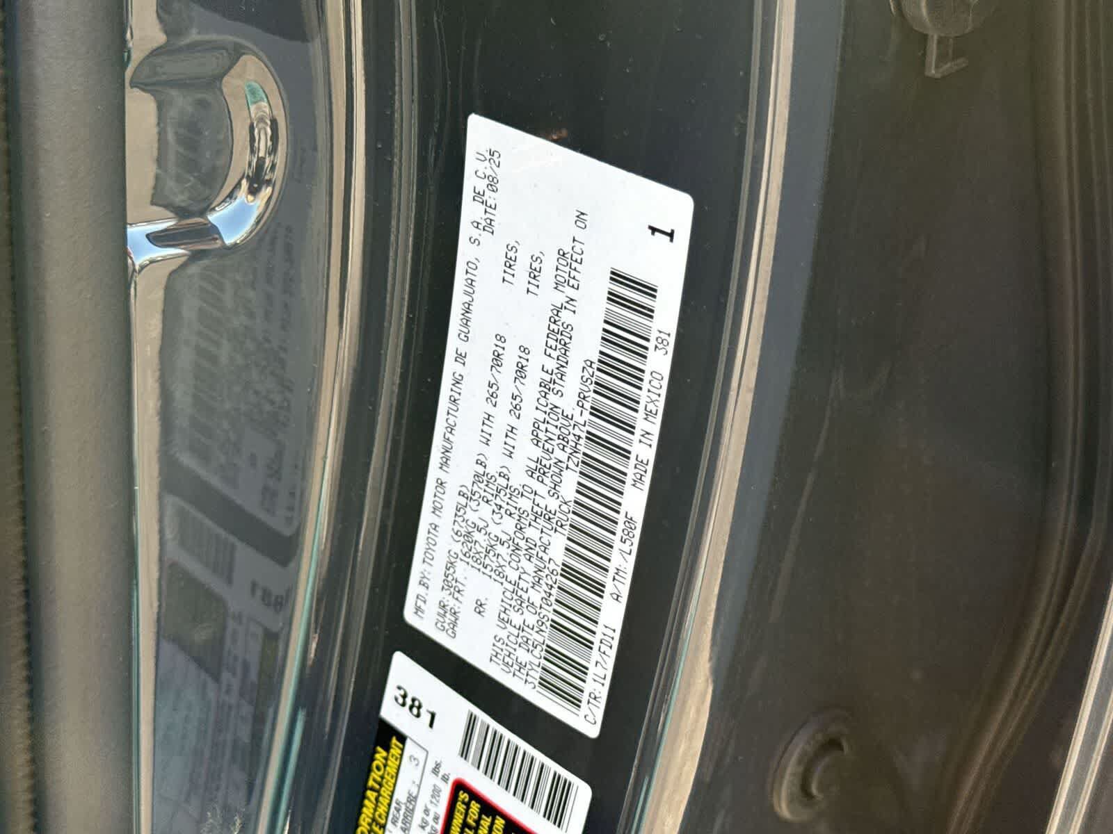 New 2025 Toyota Tacoma TRD Off-Road AWD/4WD image 33