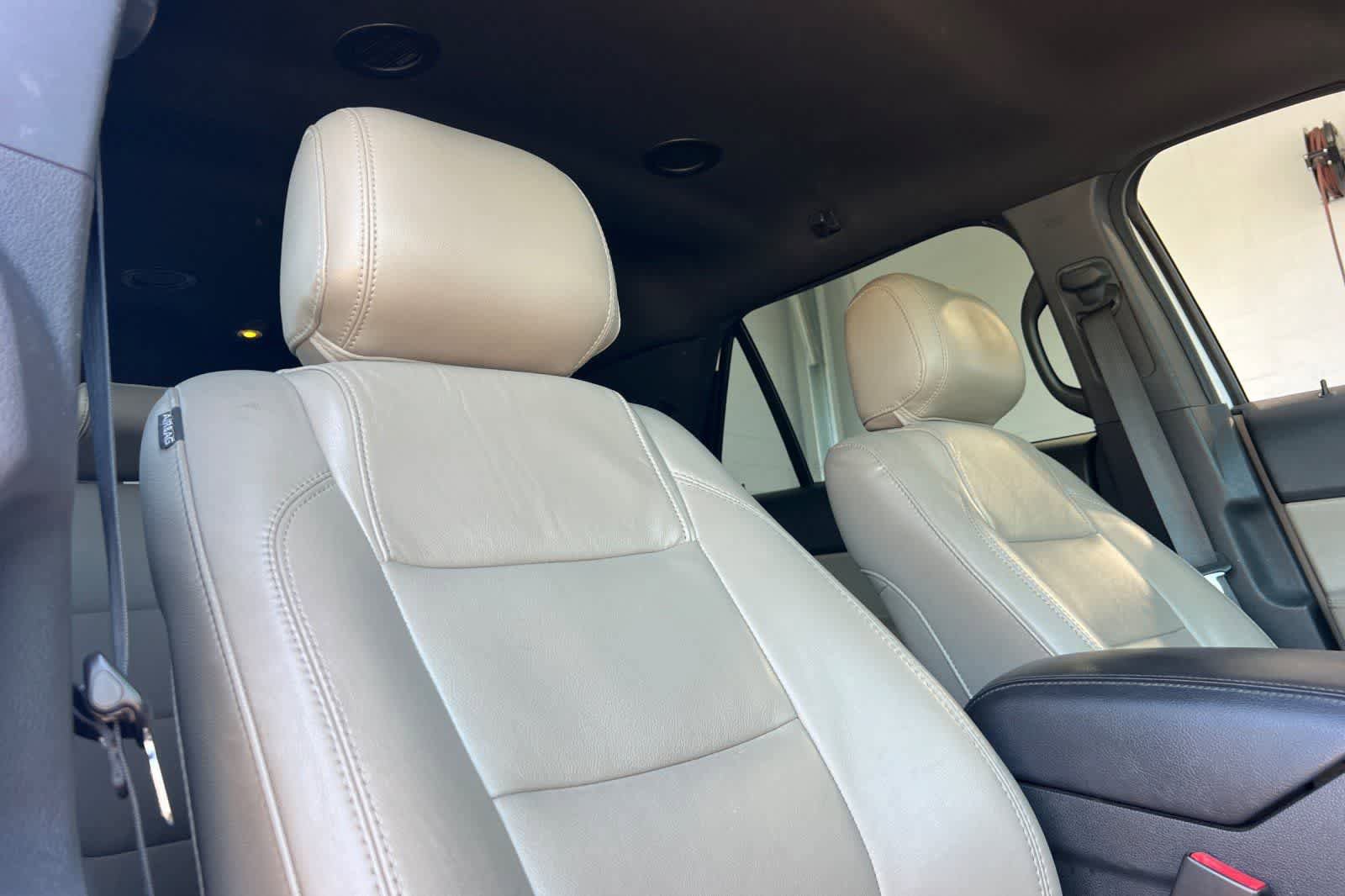 Used 2013 Ford Explorer XLT FWD image 20