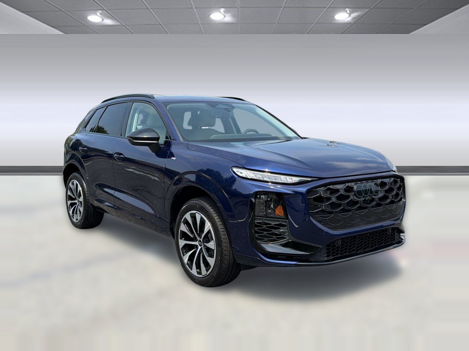 New 2026 Audi Q3 quattro 2.0T w/ Driver Assistance Package AWD/4WD image 7