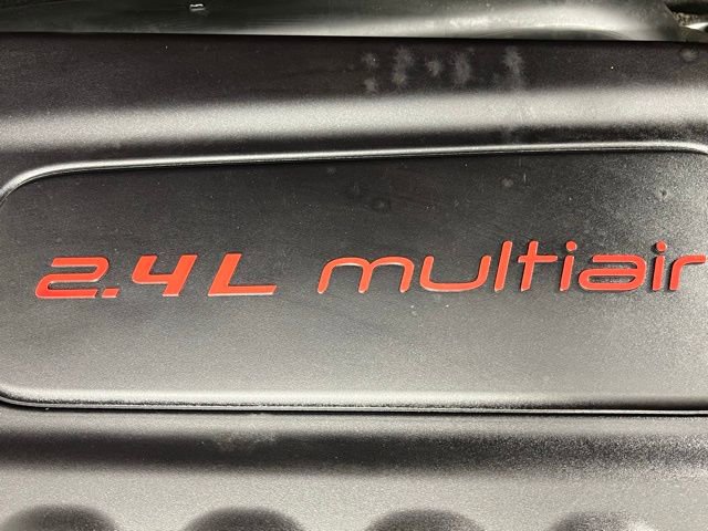 Used 2017 Jeep Renegade Latitude w/ Safety & Security Group image 9