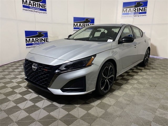 Used 2023 Nissan Altima 2.5 SR image 14