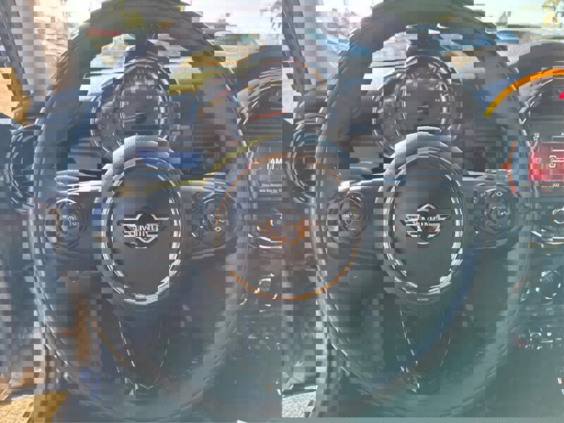 Used 2019 MINI Cooper 4-Door Hardtop w/ Signature Upholstery Package image 15