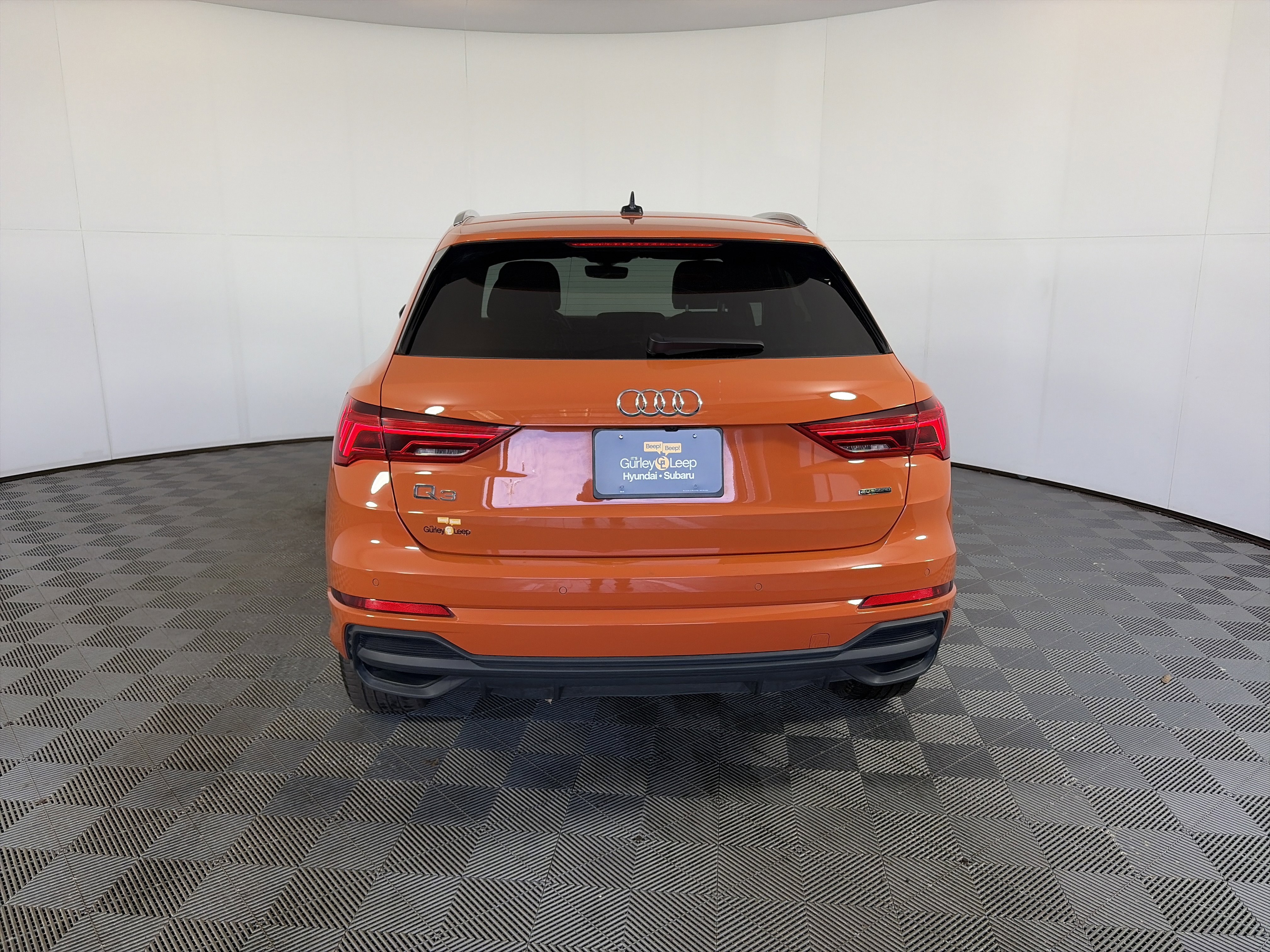 Used 2025 Audi Q3 2.0T Premium image 9