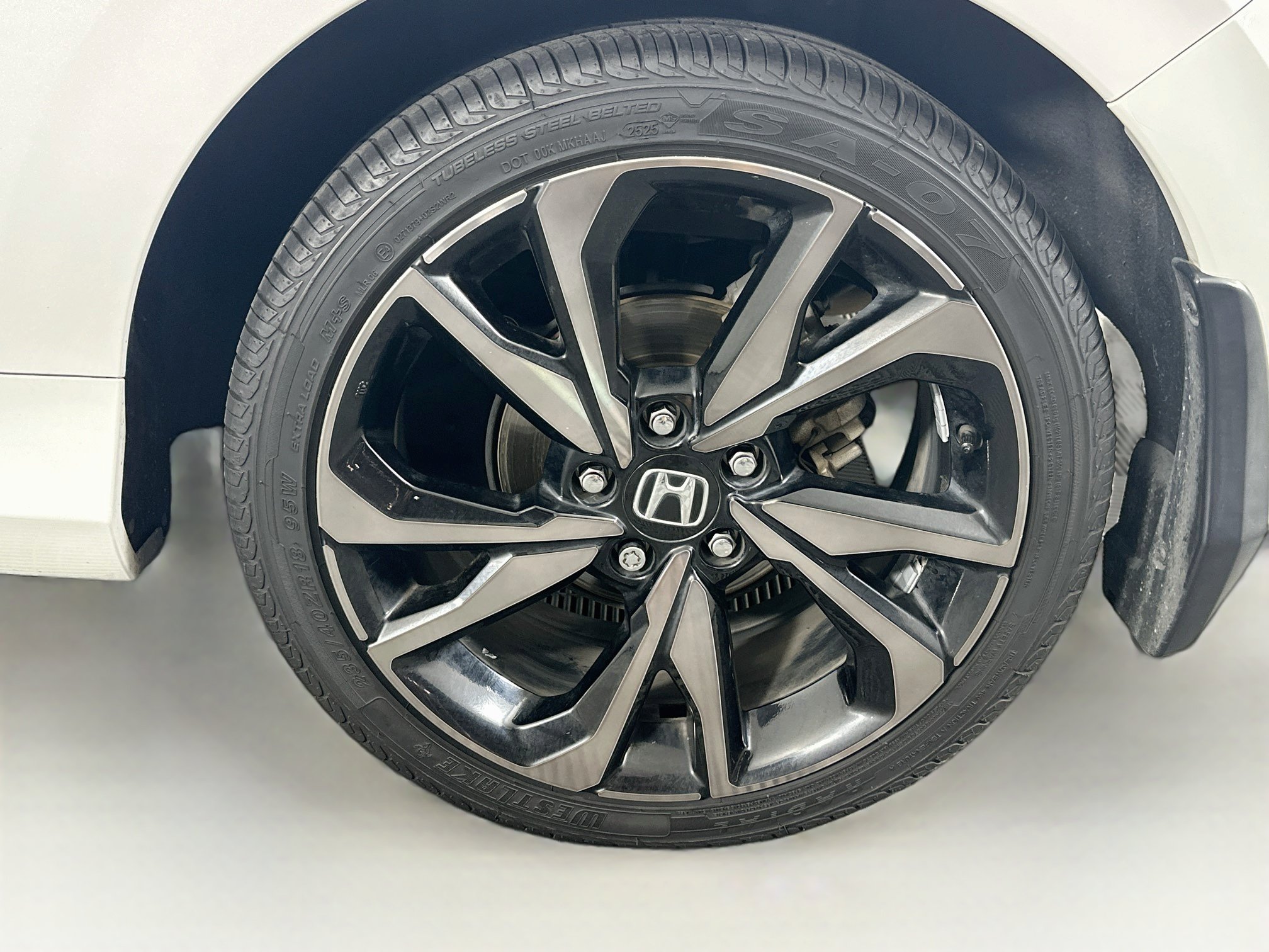Used 2019 Honda Civic Sport image 11