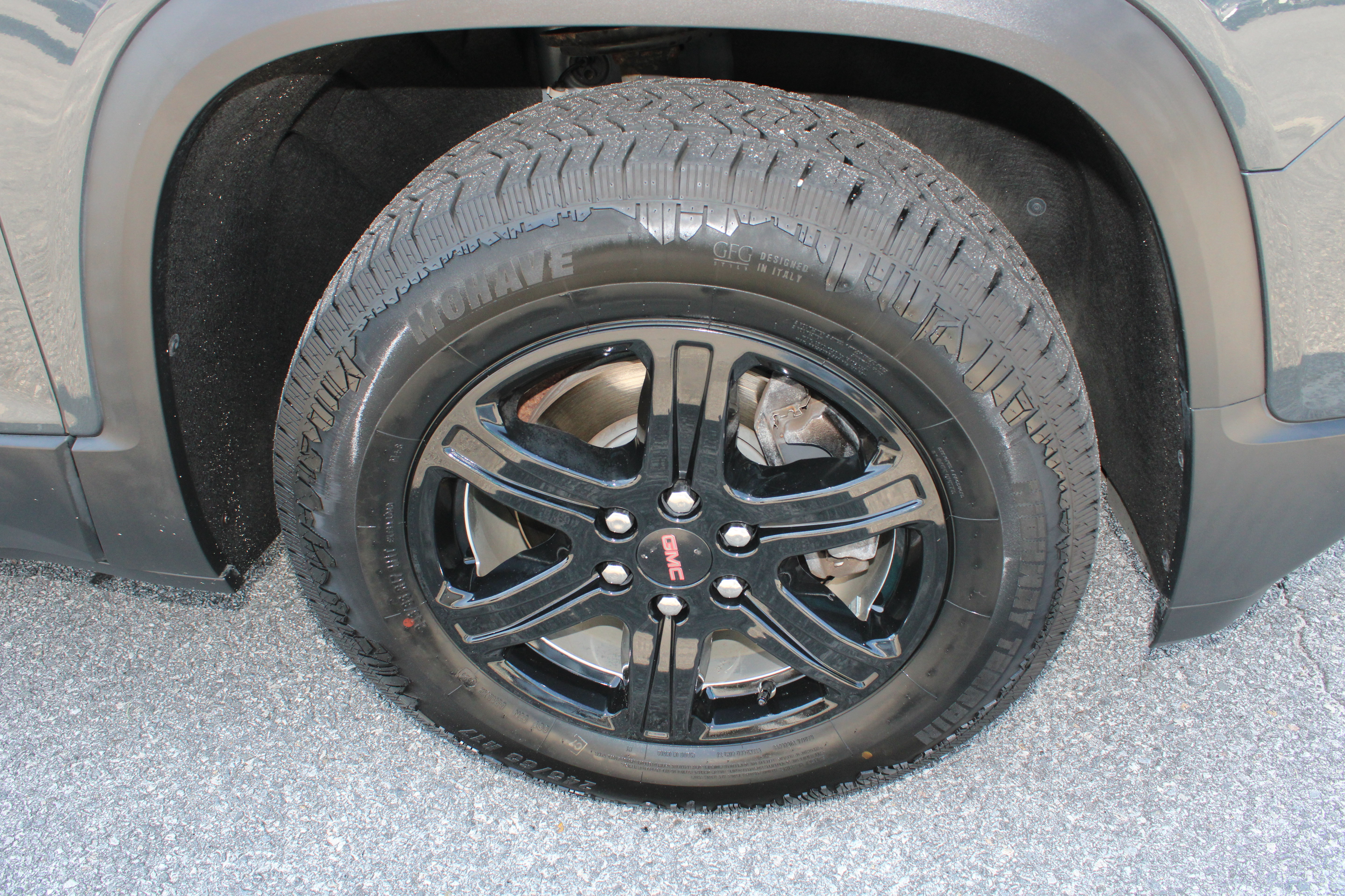 Used 2019 GMC Acadia SLE FWD image 9