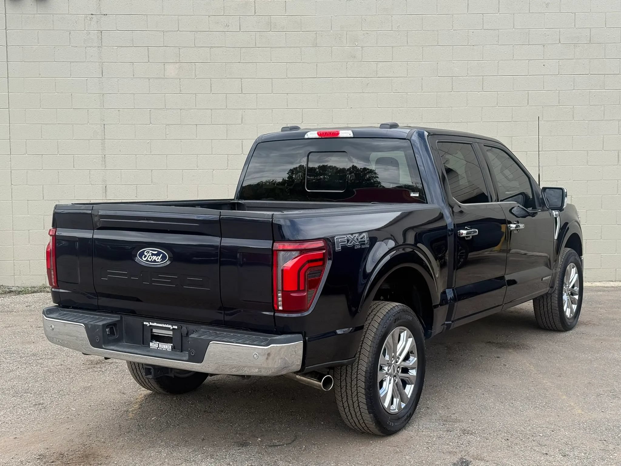 Used 2026 Ford F150 Lariat w/ Equipment Group 501A Mid AWD/4WD image 11