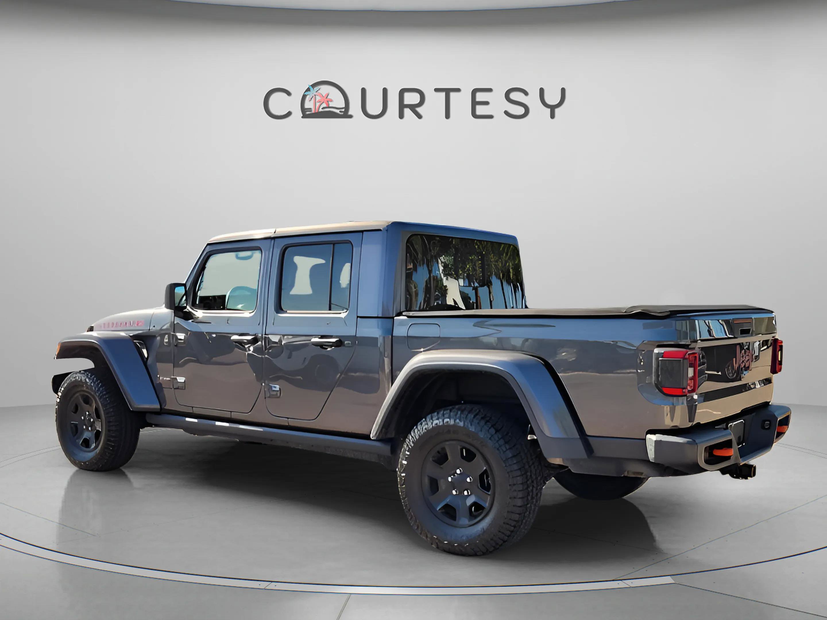Used 2021 Jeep Gladiator Mojave image 3