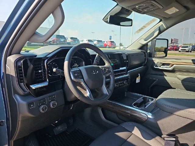 New 2026 Chevrolet Silverado 2500 LT w/ Trail Boss Package AWD/4WD image 10