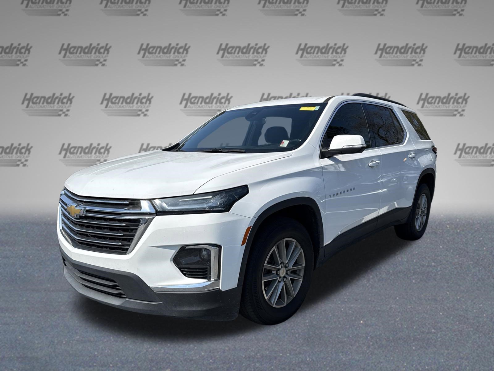 Used 2023 Chevrolet Traverse LT image 9