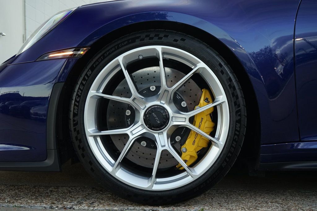 Used 2023 Porsche 911 GT3 image 34