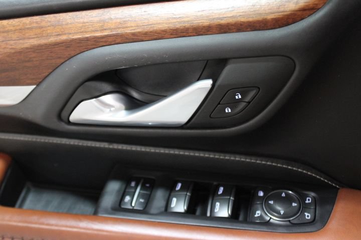 Used 2024 GMC Yukon Denali Ultimate AWD/4WD image 21